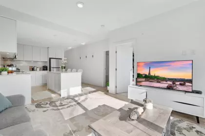 Kitchen Island Photo of 316 2382 Atkins Avenue, Port Coquitlam, BC