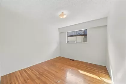 Mudroom Photo of 4371 Commercial Street, Vancouver, BC