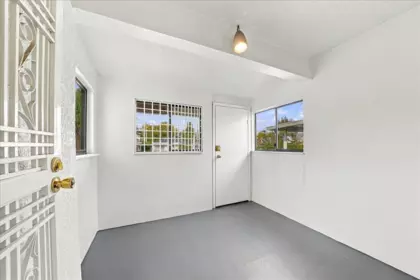 Powder Room Photo of 4371 Commercial Street, Vancouver, BC
