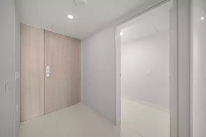 Powder Room Photo of 706 1033 Nelson Street, Vancouver, BC