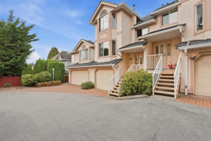 Staircase Photo of 2 11952 64 Avenue, Delta, BC