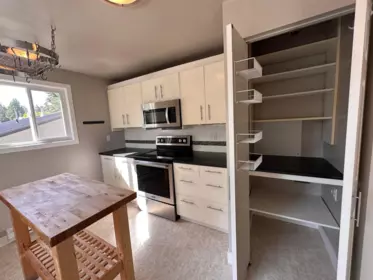 Breakfast Nook Photo of 6473 Norwest Bay Road, Sechelt, BC