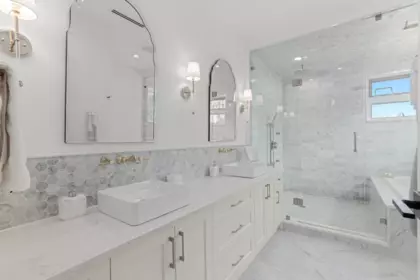Laundry Room Photo of 1 606 202 Street, Langley, BC