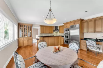 Primary Bedroom Photo of 1583 Parkway Boulevard, Coquitlam, BC