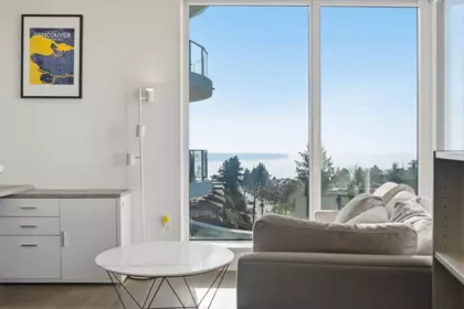 602 1500 Martin Street, White Rock, BC, White Rock — Apartment/Condo for sale