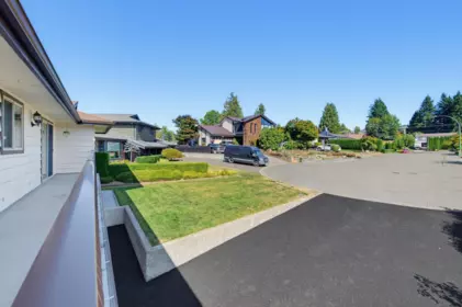 Outdoor Kitchen Photo of 2053 Filuk Place, Abbotsford, BC