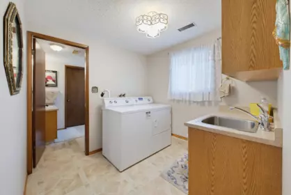 Powder Room Photo of 2053 Filuk Place, Abbotsford, BC