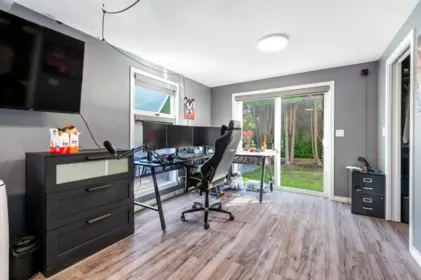 Laundry Room Photo of 10440 Aintree Crescent, Richmond, BC