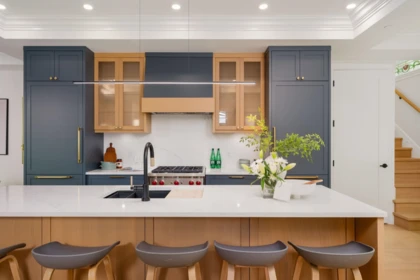 Breakfast Nook Photo of 980 Bidwell Street, Vancouver, BC