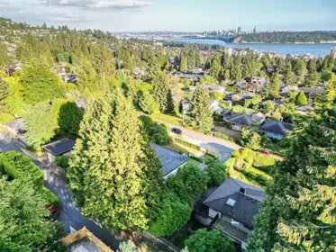 Aerial View of 1555 Lawson Avenue, West Vancouver, BC