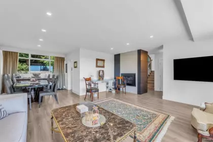 Breakfast Nook Photo of 1555 Lawson Avenue, West Vancouver, BC