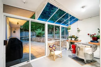Entry Foyer Photo of 1555 Lawson Avenue, West Vancouver, BC
