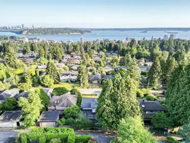 Neighborhood Park Photo Near 1555 Lawson Avenue, West Vancouver, BC