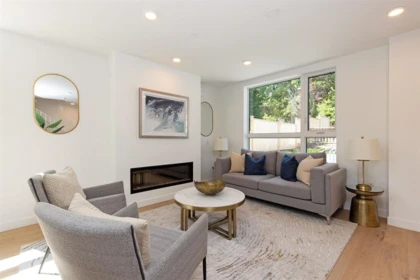 Dining Area Photo of 7305 Hudson Street, Vancouver, BC
