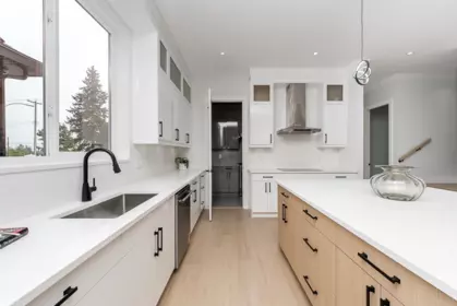 Breakfast Nook Photo of 102 18573 56 Avenue, Surrey, BC