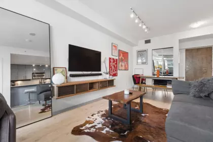 Family Room Photo of PH 601 100 E Esplanade, North Vancouver, BC