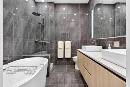 Guest Bathroom Photo of 3103 5333 Goring Street, Burnaby, BC