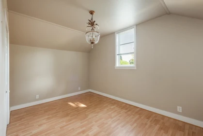 Powder Room Photo of 438 Fourth Street, New Westminster, BC