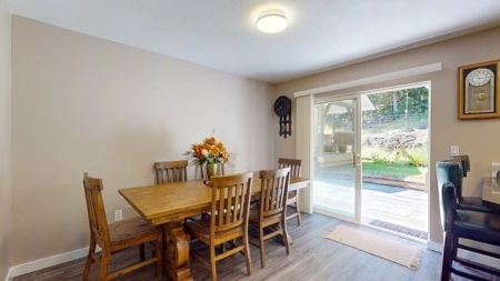 4517 Merrill Road, Madeira Park, BC, Madeira park — Single Family Residence for sale