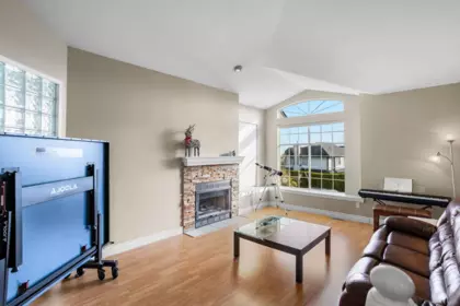 1147 Earls Court, Port Coquitlam, BC, Port Coquitlam — Single Family Residence for sale