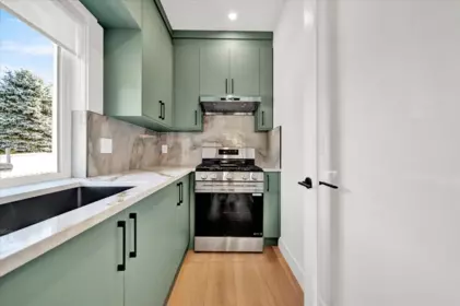 102 13437 Crestview Drive, Surrey, BC, Surrey — Half Duplex for sale