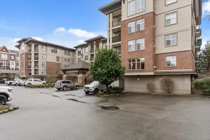 412 8955 Edward Street, Chilliwack, BC, Chilliwack — Apartment/Condo for sale