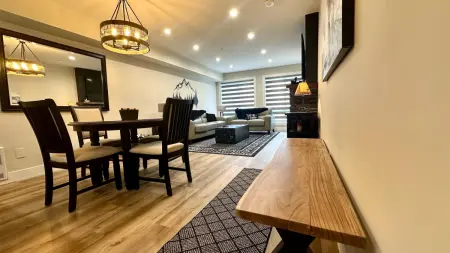 205 4821 Spearhead Drive, Whistler, BC, Whistler — Apartment/Condo for sale