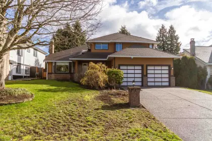 6094 125th Street, Surrey, BC, Surrey — Single Family Residence for sale