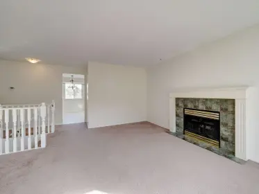 5856 Trail Avenue, Sechelt, BC, Sechelt — Single Family Residence for sale
