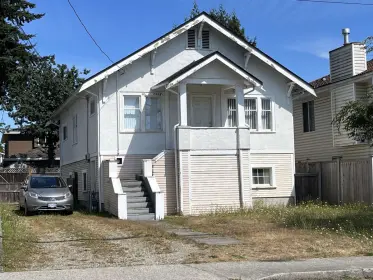 6958 Nelson Avenue, Burnaby, BC, Burnaby — Single Family Residence for sale