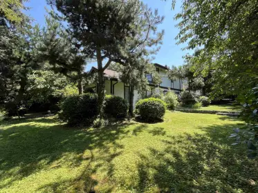 1798 W 16th Avenue, Vancouver, BC, Vancouver — Single Family Residence for sale