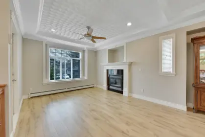 14320 72a Avenue, Surrey, BC, Surrey — Single Family Residence for sale