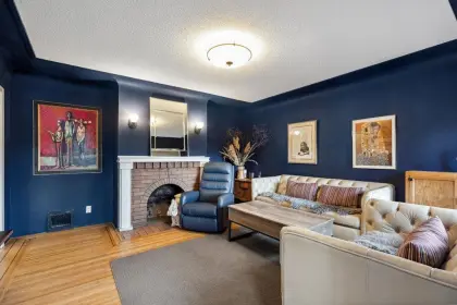 3341 E Georgia Street, Vancouver, BC, Vancouver — Single Family Residence for sale