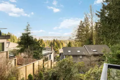 Garden / Landscaping Photo of 5189 Madeira Court, North Vancouver, BC