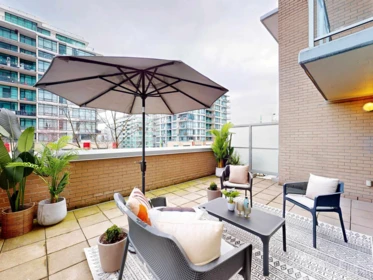 303 188 E Esplanade Esplanade, North Vancouver, BC, North Vancouver — Apartment/Condo for sale