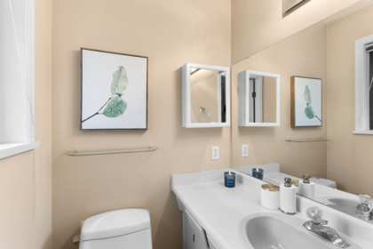 Basement Recreation Room Photo of 14776 60a Avenue, Surrey, BC