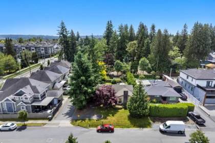 Garden / Landscaping Photo of 14776 60a Avenue, Surrey, BC