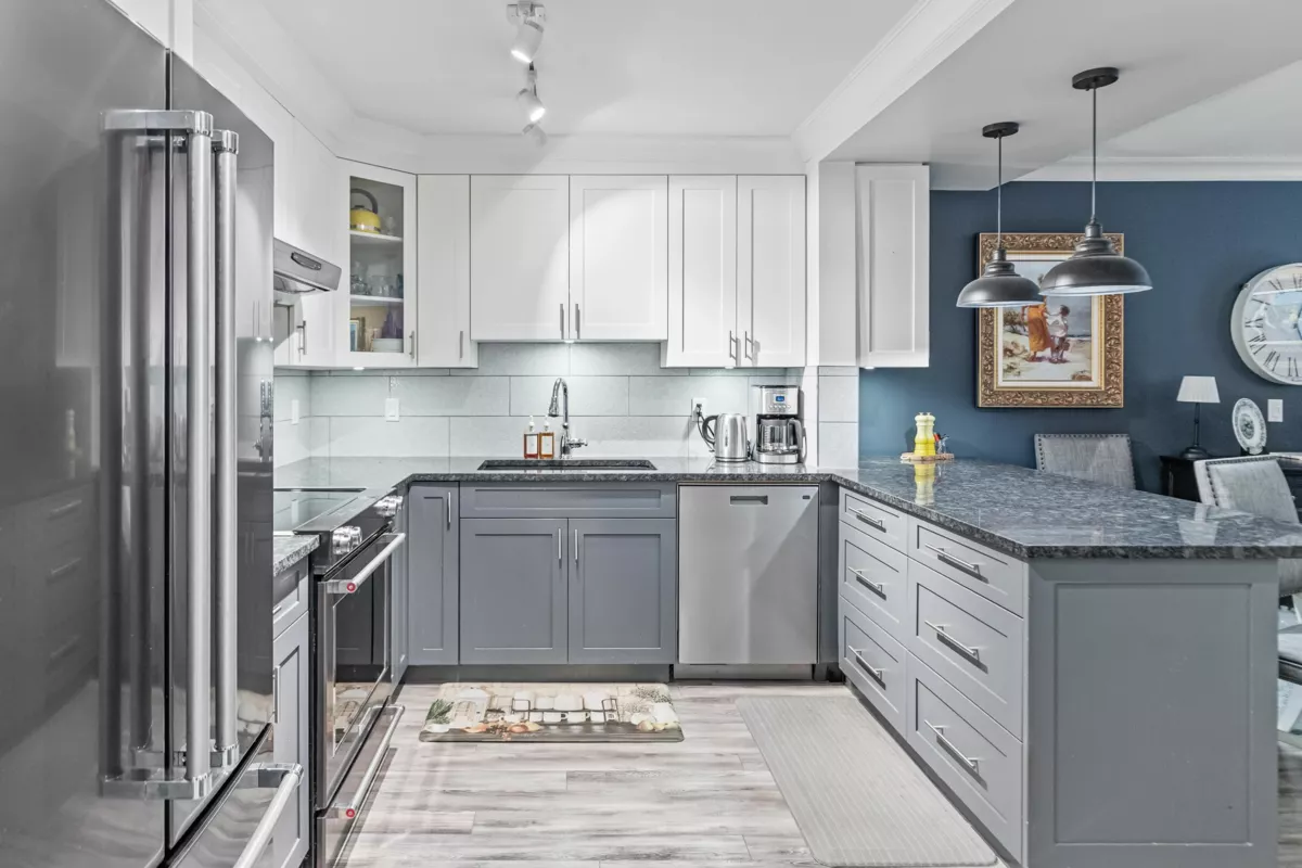 Dining Area Photo of 9 12227 Skillen Street, Maple Ridge, BC