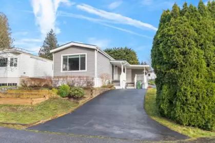 31 2035 Martens Street, Abbotsford, BC, Abbotsford — Manufactured Home for sale