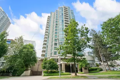 1001 4788 Hazel Street, Burnaby, BC, Burnaby — Apartment/Condo for sale