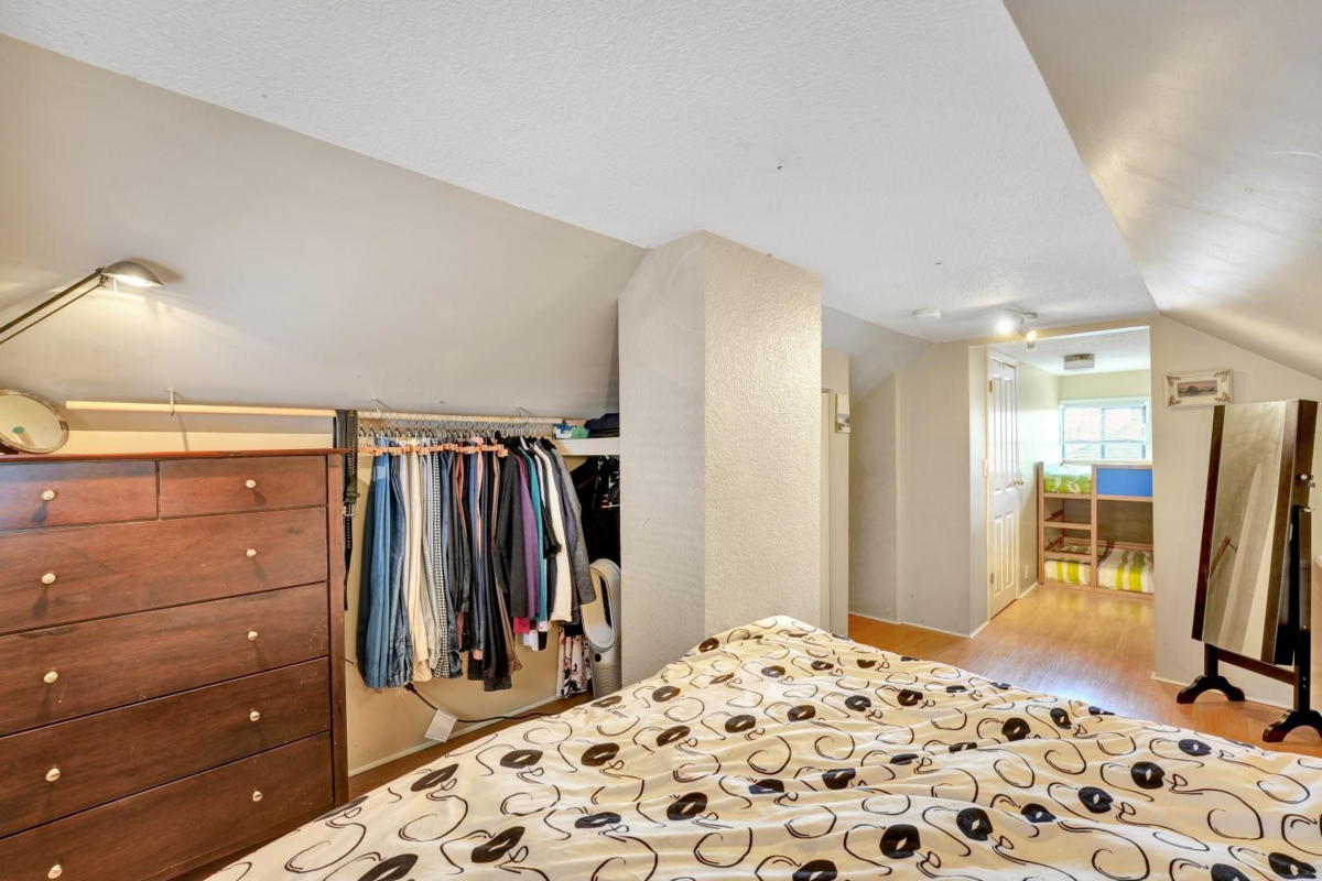 Laundry Room Photo of 2150 Nanaimo Street, Vancouver, BC