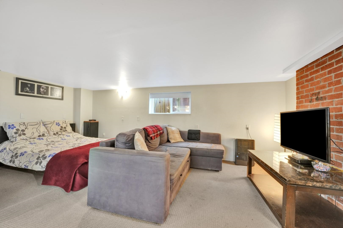 Outdoor Deck Photo of 2150 Nanaimo Street, Vancouver, BC