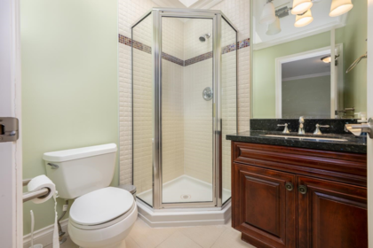 Laundry Room Photo of 1045 W 50th Avenue, Vancouver, BC