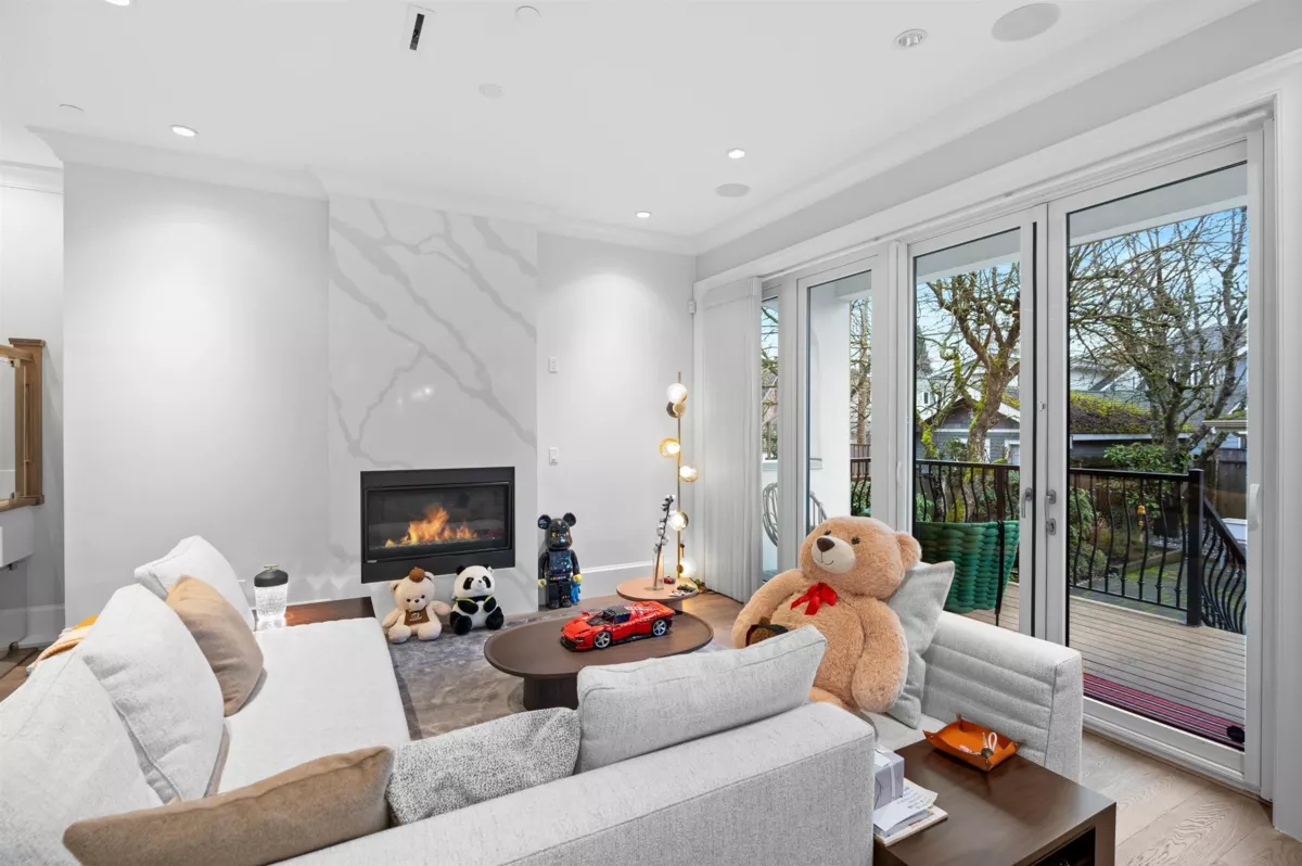 Living Room Photo of 2756 W 38th Avenue, Vancouver, BC