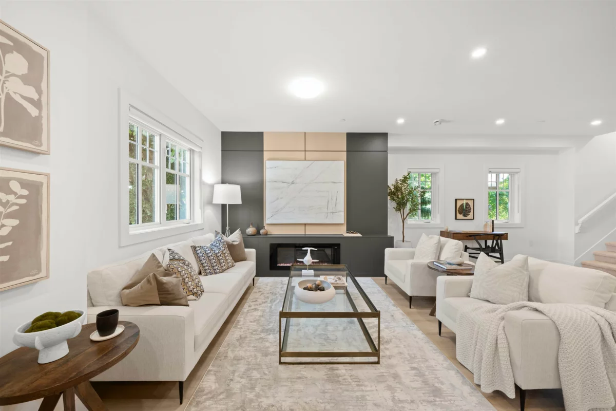 Walk-In Closet Photo of 1 4829 48 Avenue, Ladner, BC