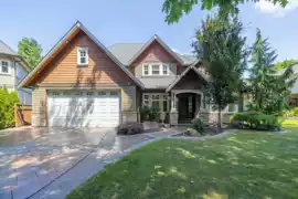 MLS R3030761