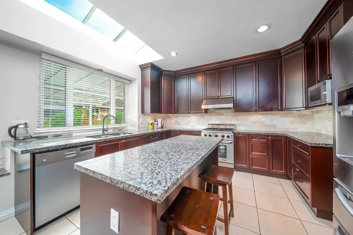 Kitchen Island Photo of 2407 W 18th Avenue, Vancouver, BC