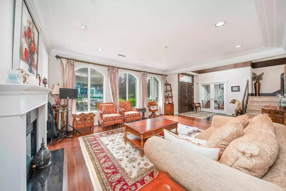 Living Room Photo of 2407 W 18th Avenue, Vancouver, BC