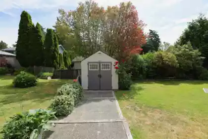 6318 Picadilly Place, Sechelt, BC, Sechelt — Single Family Residence for sale