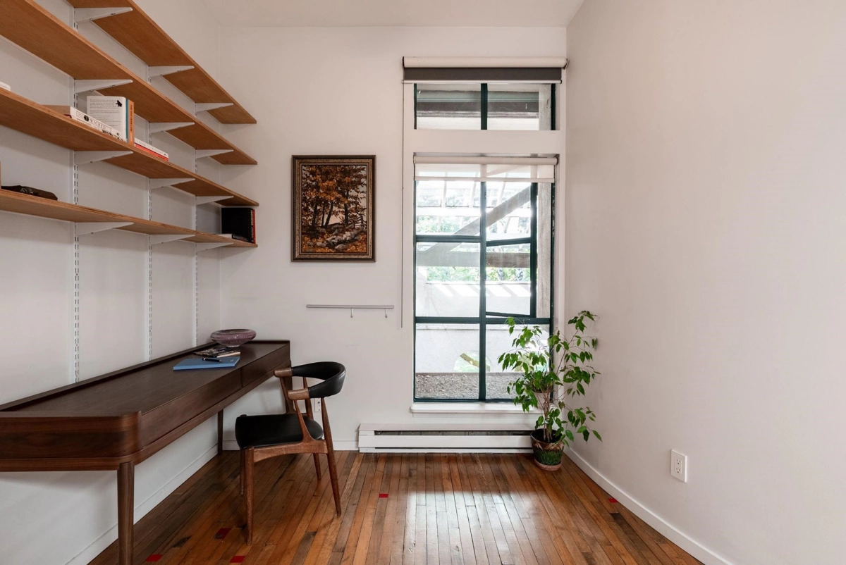 Laundry Room Photo of 303 700 E Pender Street, Vancouver, BC